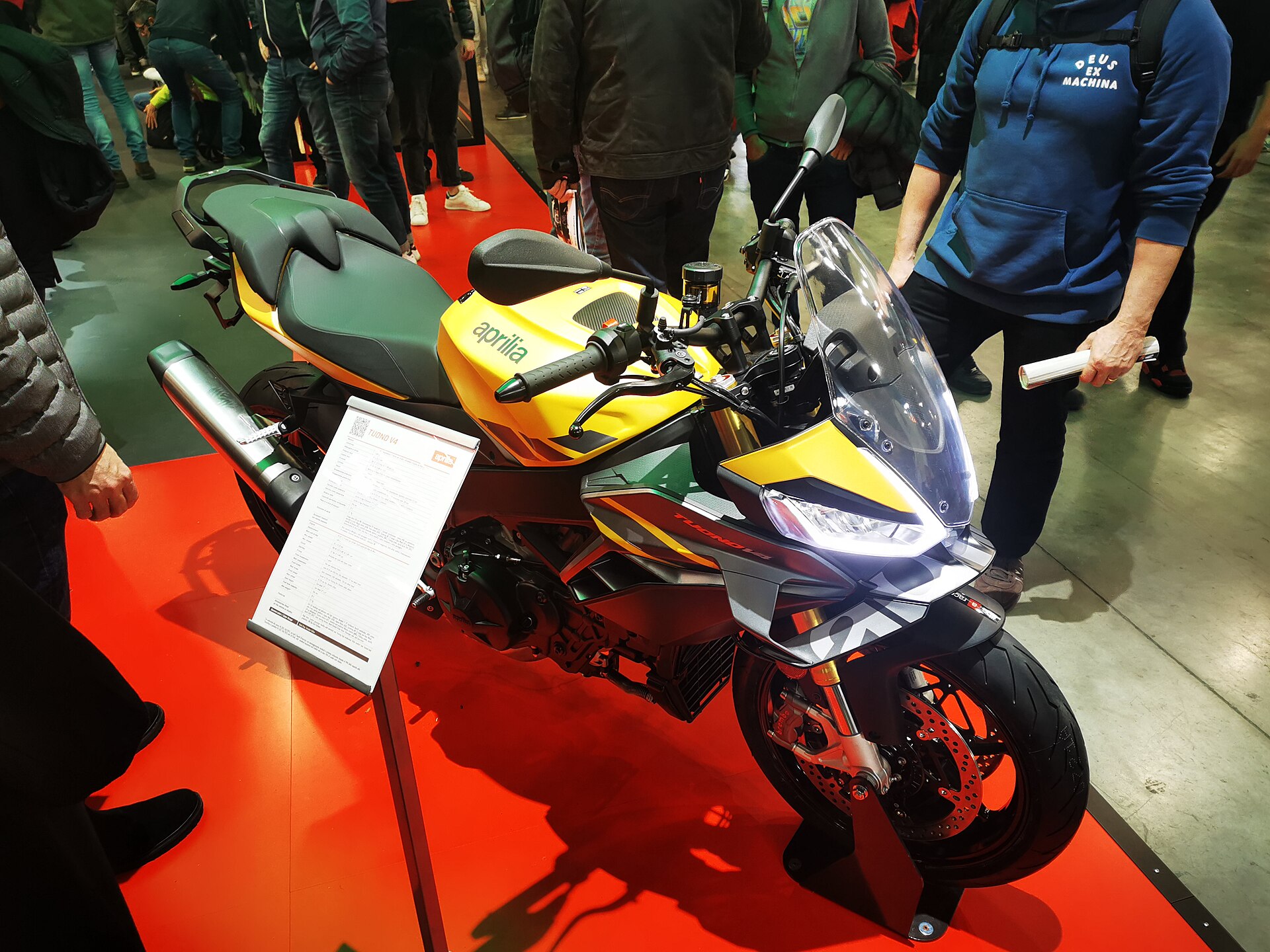 Aprilia Tuono V4 Factory 1100