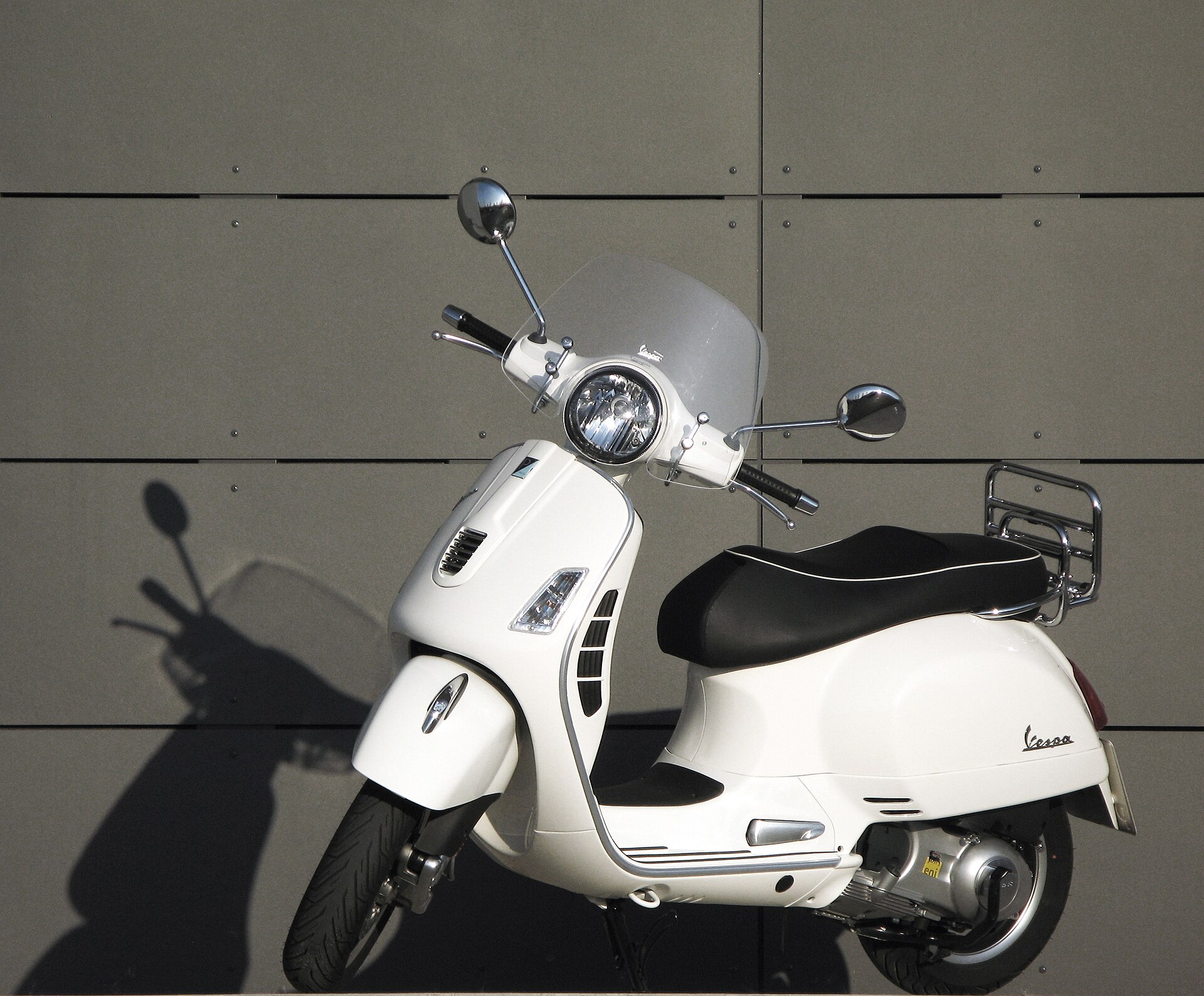 Vespa GTS 300