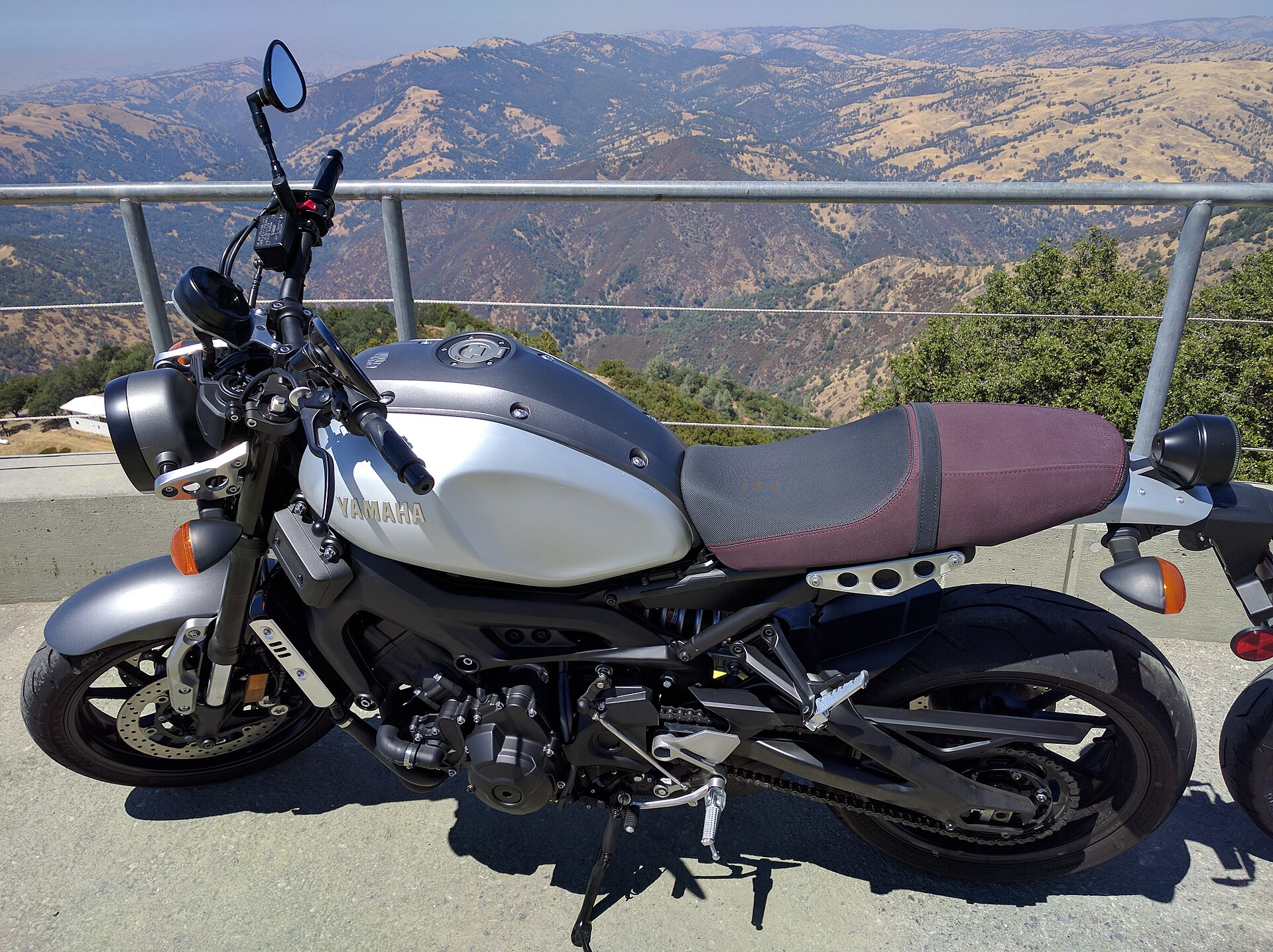 Yamaha XSR900